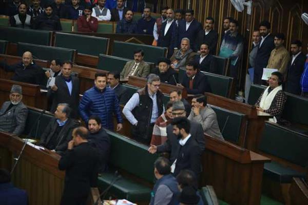 ಸೇನಾ ವರಿಷ್ಠರ ಹೇಳಿಕೆ ವಿರುದ್ಧ ಆಕ್ರೋಶ: ಜಮ್ಮು ಕಾಶ್ಮೀರ ವಿಧಾನ ಸಭೆಯಲ್ಲಿ ಕೋಲಾಹಲ